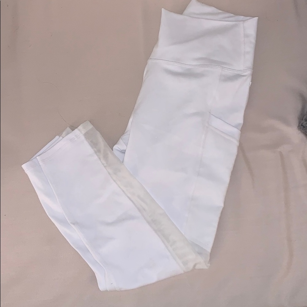White fabletics Mila capris high waist